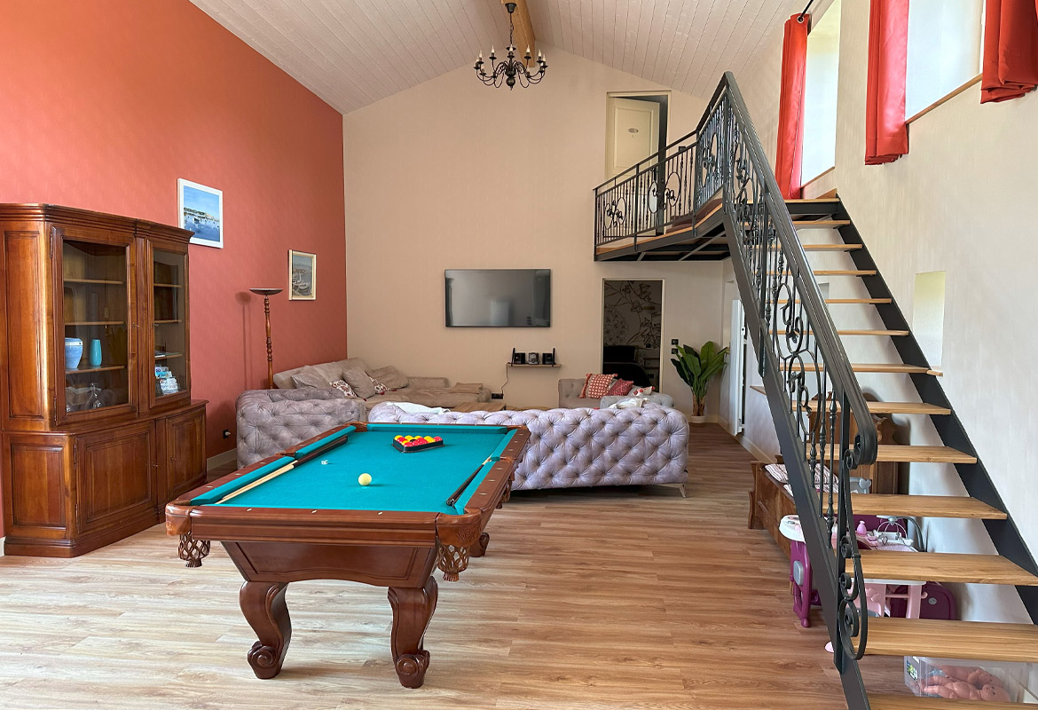 Billiard